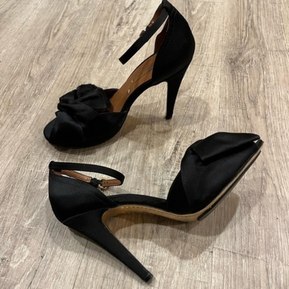 BCBGMaxAzria Black Stiletto Heels 8.5 B - Picture 2 of 15